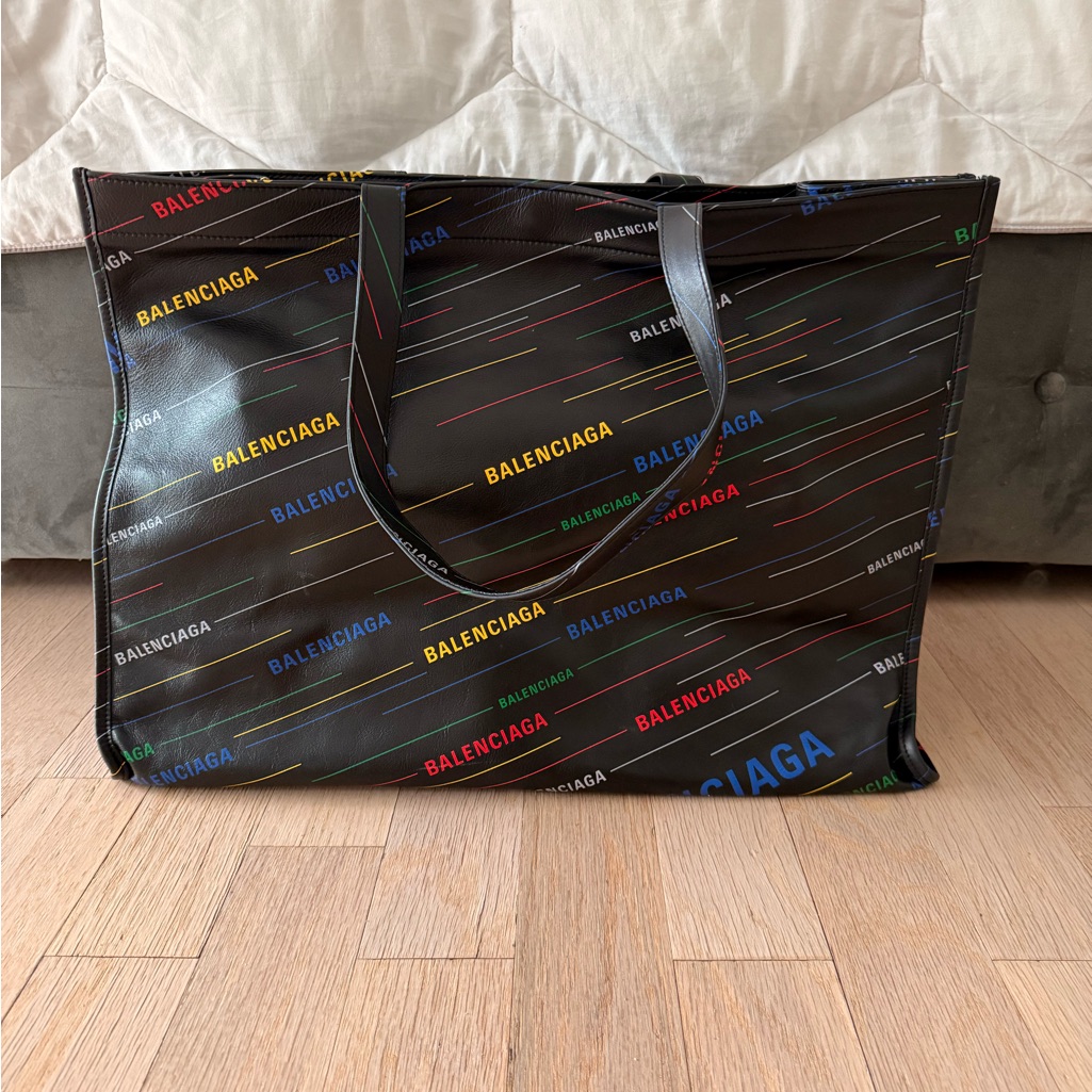 Balenciaga Black Multicolor Logo Tote Balenciaga Black Multicolor Logo Tote